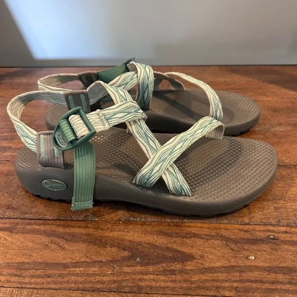 Chaco Z1 Classic w/Green w/Gray Sole Active Outdoor Hiking Water Sandals.Size 10 - Picture 6 of 8